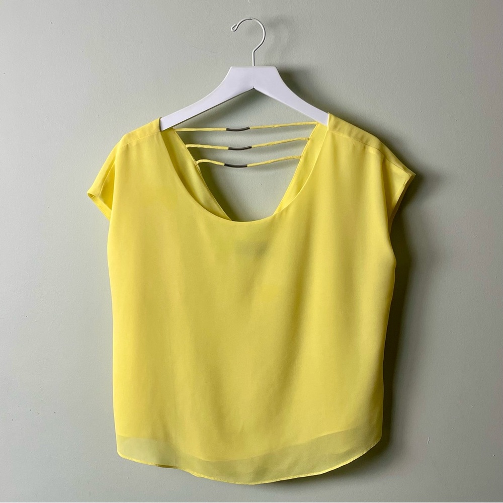 Women’s Yellow Blouse / Size L